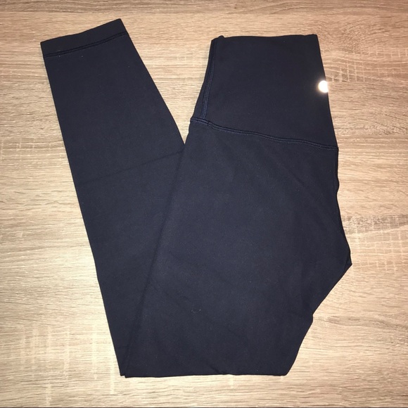 lululemon athletica Pants - Lululemon sz 4 Align 7/8 True Navy!